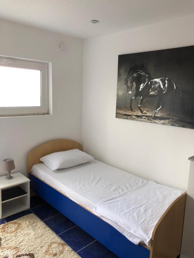 Apartmani Breze Podgorica Extérieur photo