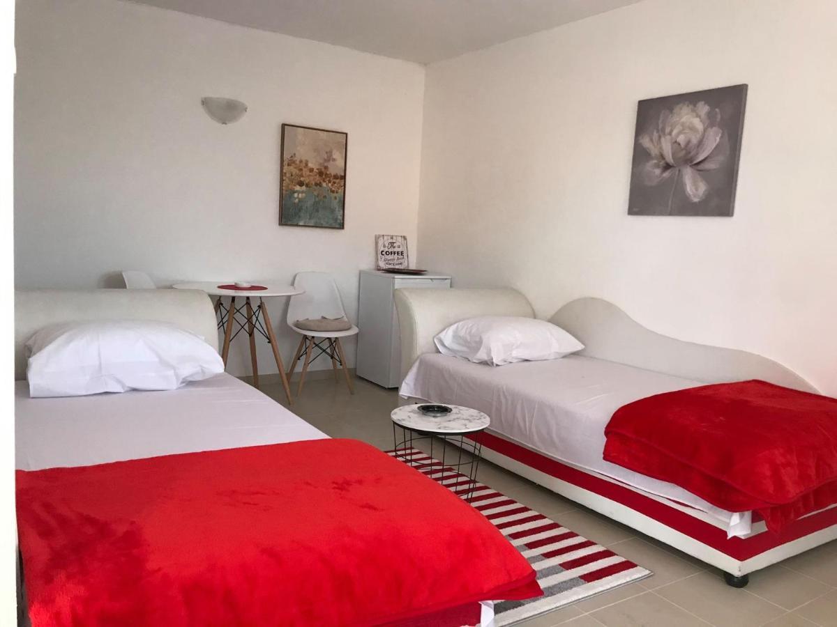 Apartmani Breze Podgorica Extérieur photo